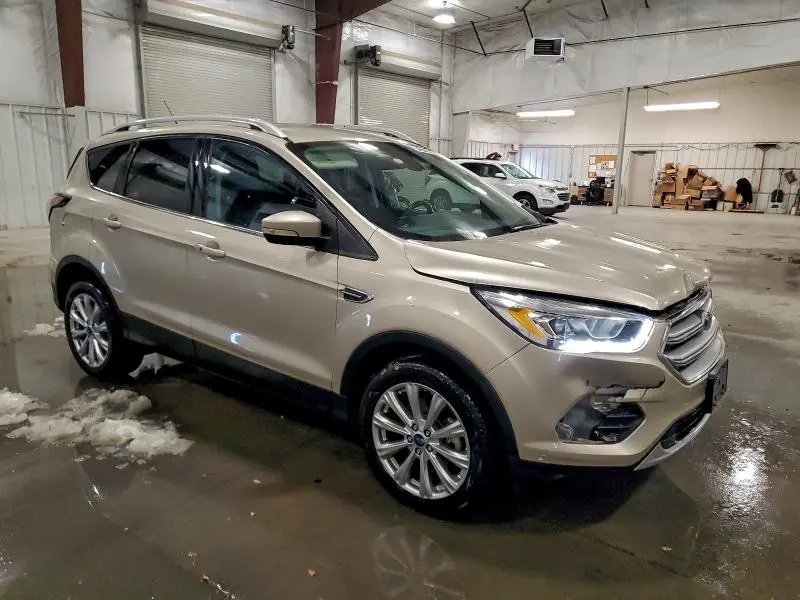 2017 FORD ESCAPE TITANIUM  