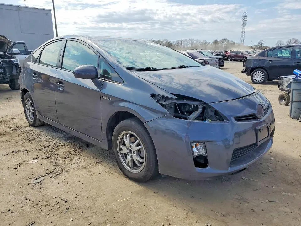 2010 TOYOTA PRIUS II  