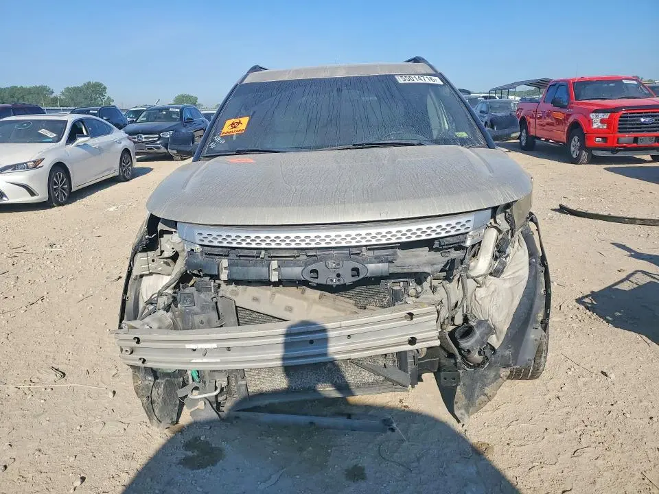 2011 FORD EXPLORER XLT  