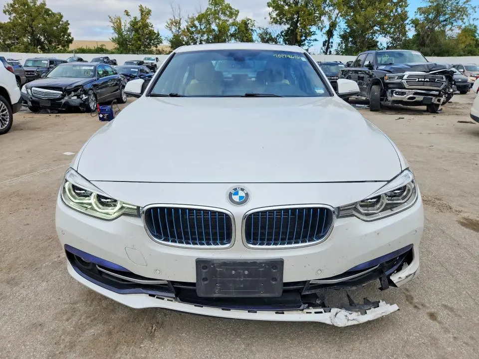 2017 BMW 330E   