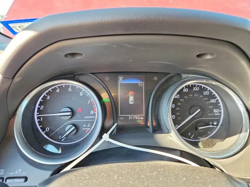2020 TOYOTA CAMRY LE  