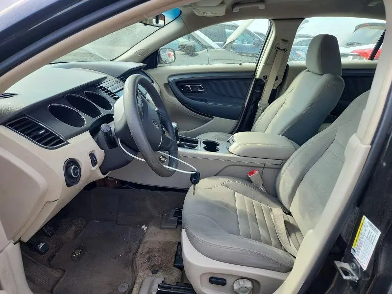 2011 FORD TAURUS SE  