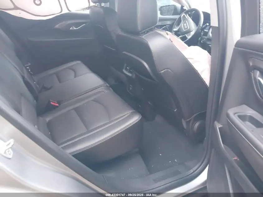 2023 GMC TERRAIN FWD SLT