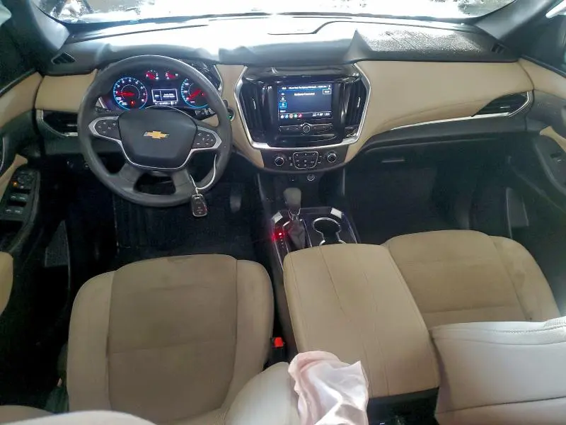 2022 CHEVROLET TRAVERSE LS  