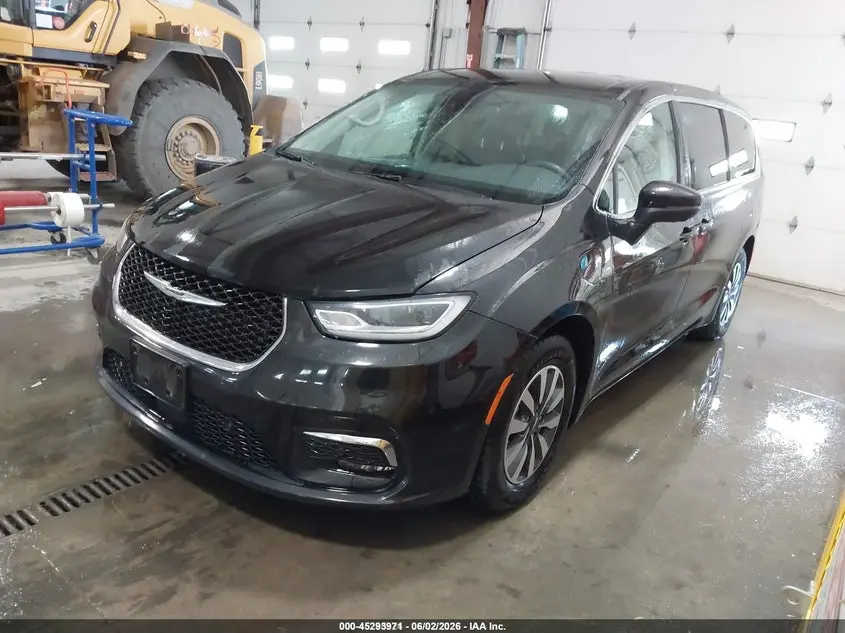 2023 CHRYSLER PACIFICA HYBRID TOURING L