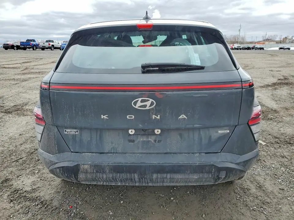 2025 HYUNDAI KONA SE  