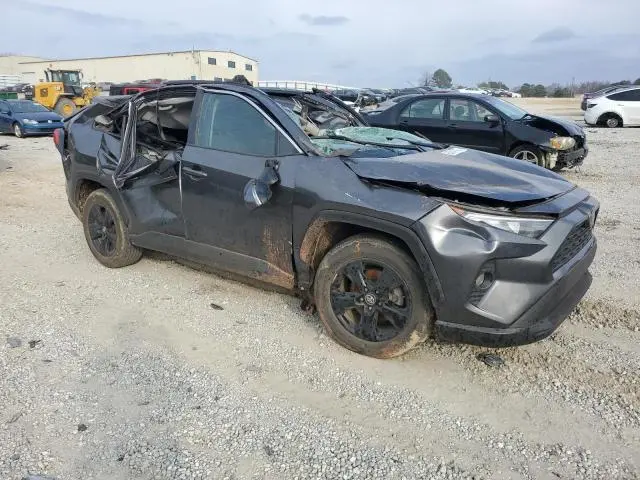 2020 TOYOTA RAV4 XLE  