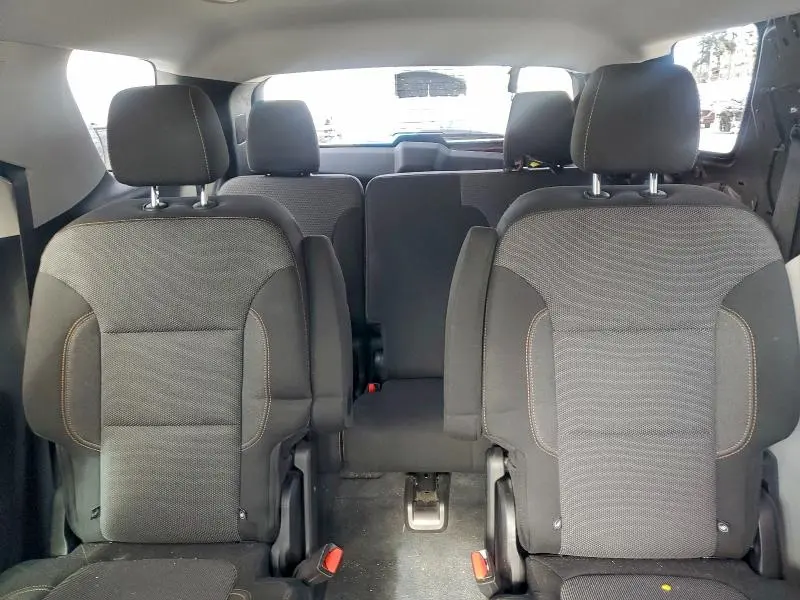 2021 CHEVROLET TRAVERSE LT  