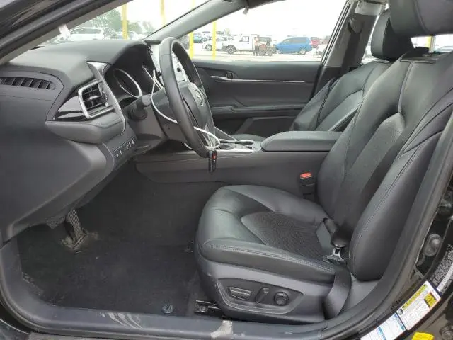 2024 TOYOTA CAMRY XLE