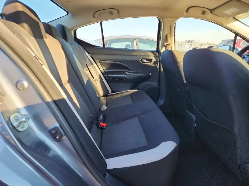 2020 NISSAN VERSA SV  