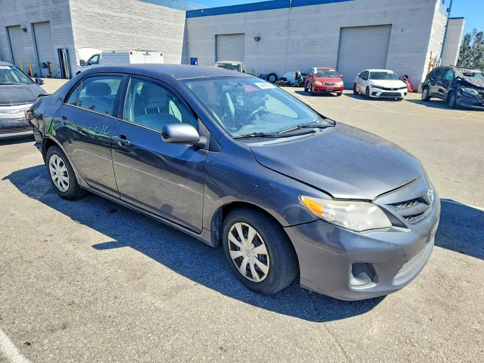 2011 TOYOTA COROLLA LE  