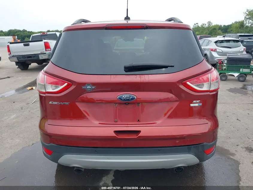 2016 FORD ESCAPE SE