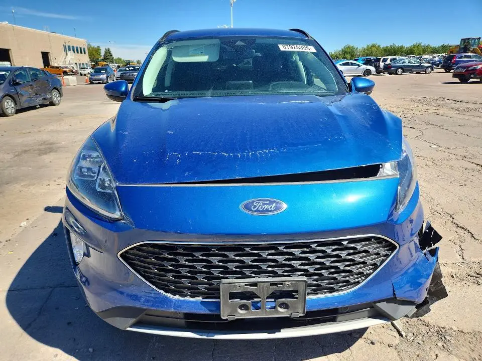 2022 FORD ESCAPE TITANIUM  