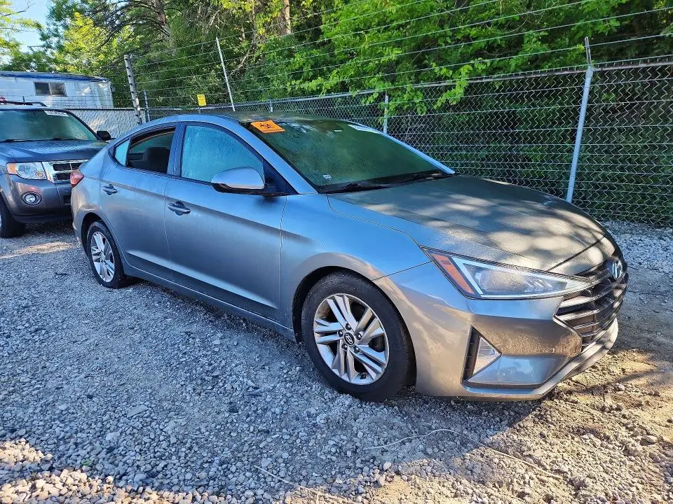 2019 HYUNDAI ELANTRA SEL  