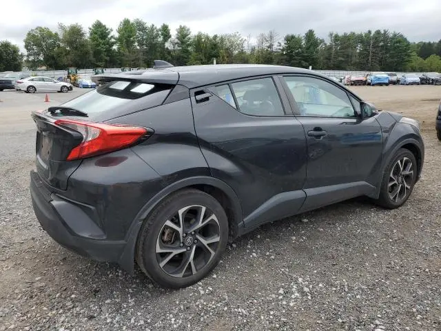 2021 TOYOTA C-HR XLE  