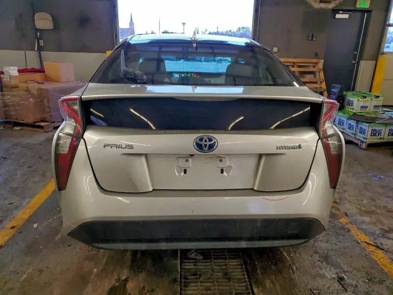 2017 TOYOTA PRIUS   