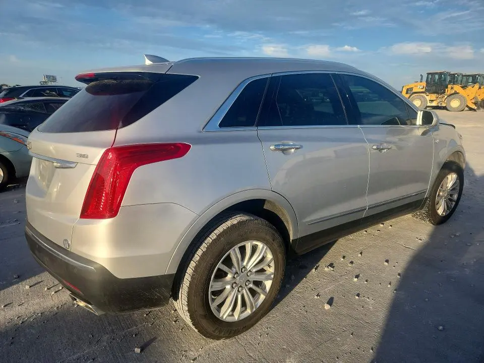 2019 CADILLAC XT5   