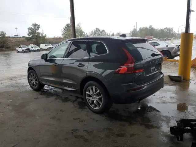 2020 VOLVO XC60 T5 MOMENTUM  