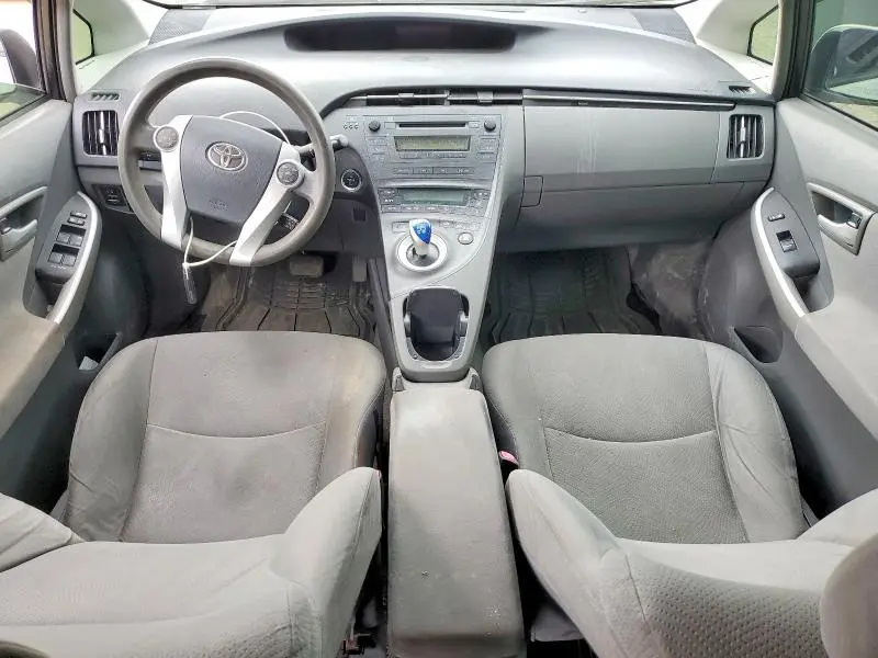 2010 TOYOTA PRIUS I  