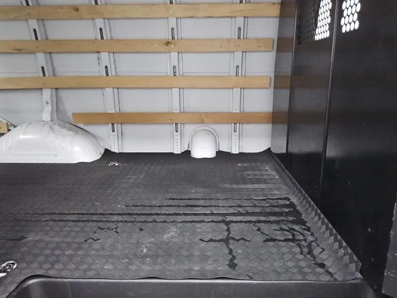 2024 GMC SAVANA G2500  