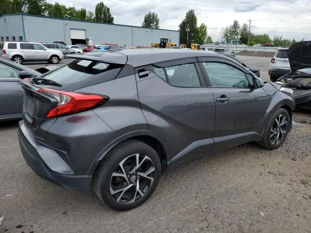 2018 TOYOTA C-HR XLE  