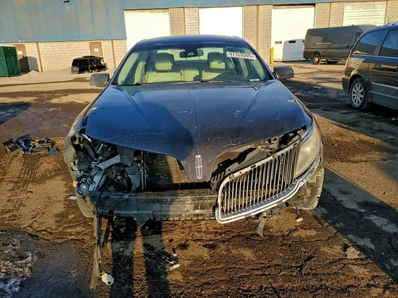 2013 LINCOLN MKS   
