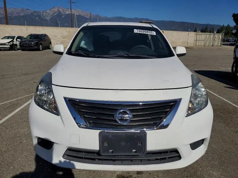 2012 NISSAN VERSA S  