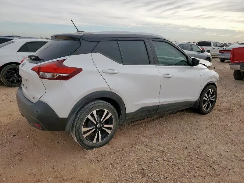 2020 NISSAN KICKS SV  