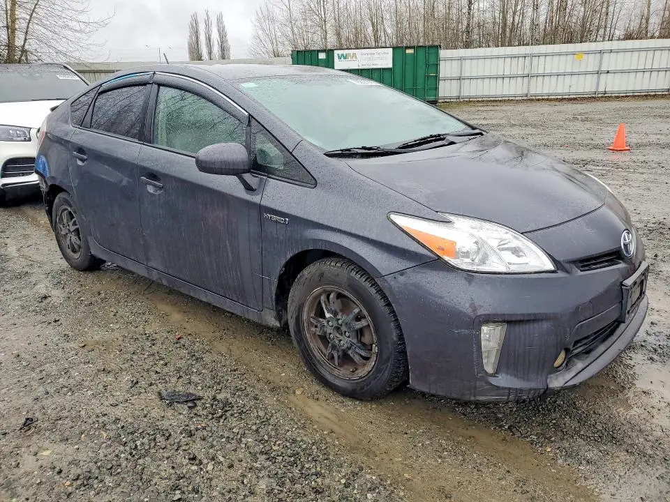 2014 TOYOTA PRIUS THREE  