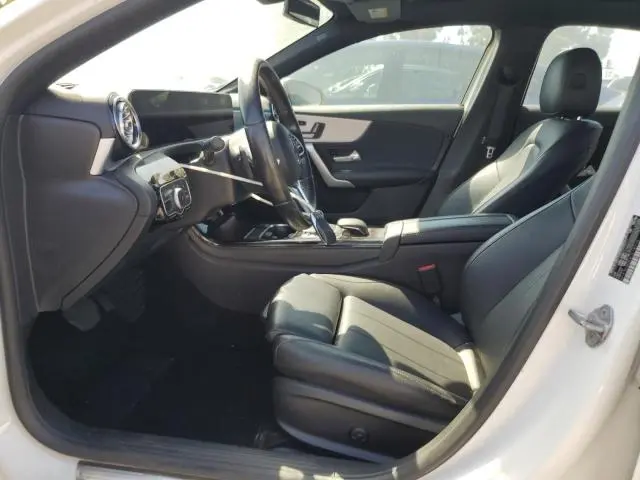 2020 MERCEDES-BENZ A 220  