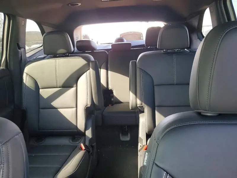 2024 GMC ACADIA UPLEVEL  