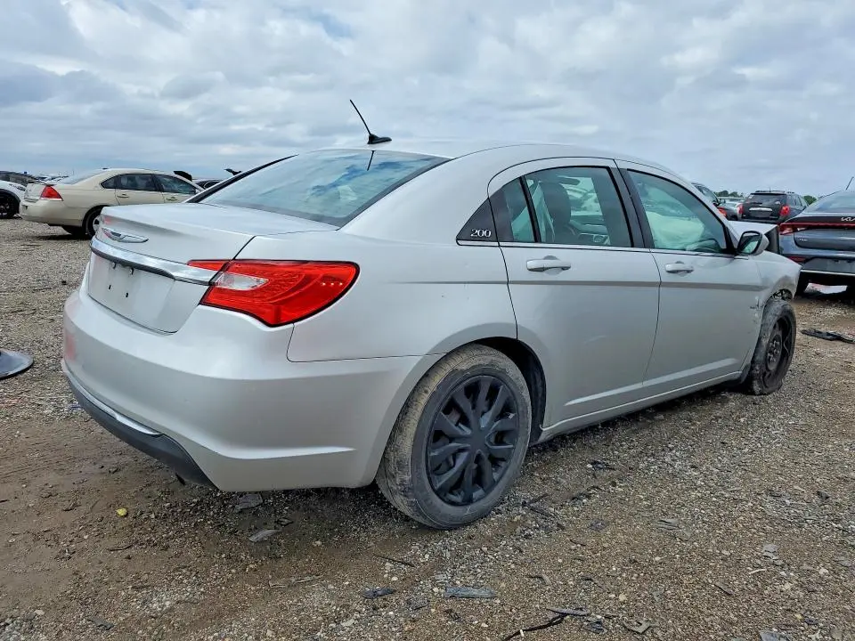 2012 CHRYSLER 200 LX  
