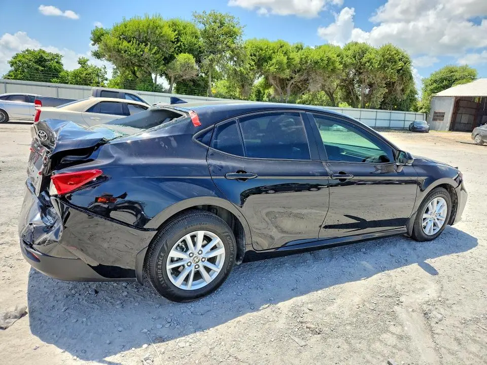 2025 TOYOTA CAMRY LE  