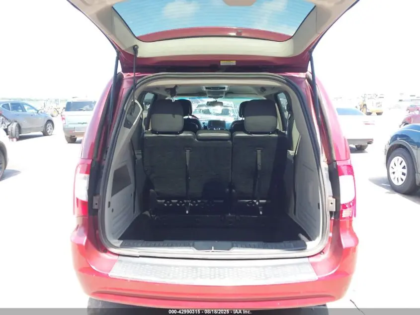 2012 CHRYSLER TOWN & COUNTRY TOURING
