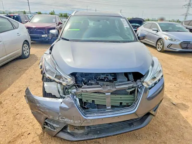 2019 NISSAN KICKS SV  