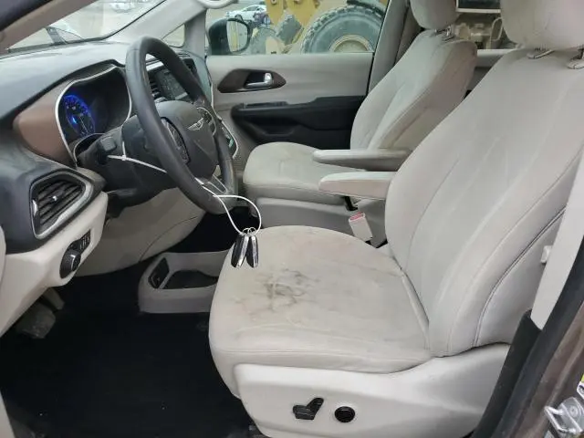 2017 CHRYSLER PACIFICA LX  