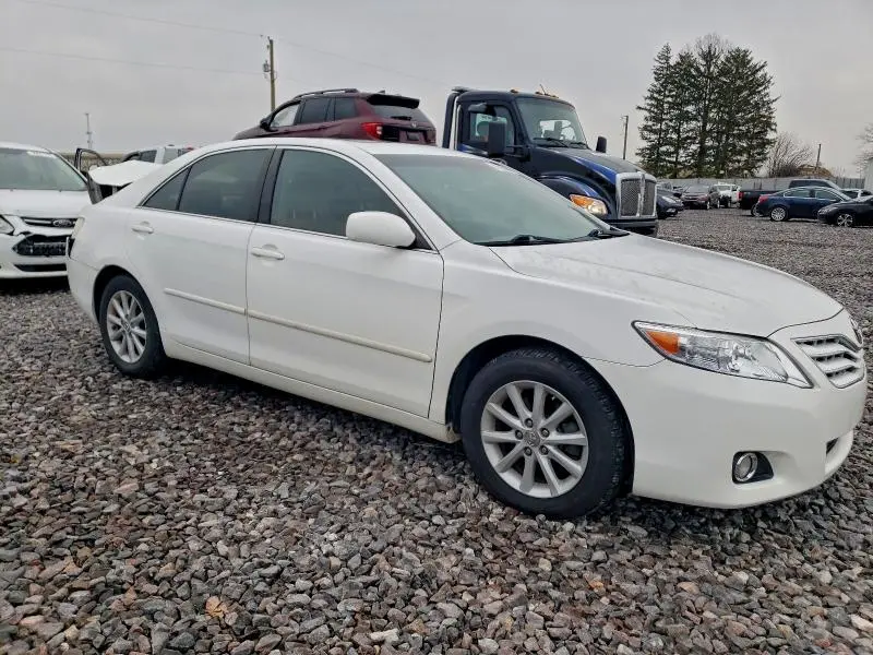 2010 TOYOTA CAMRY BASE  
