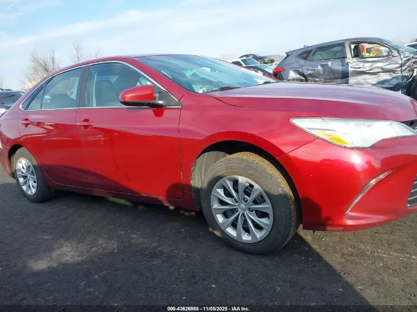 2016 TOYOTA CAMRY LE