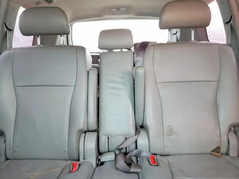 2012 TOYOTA HIGHLANDER LIMITED  