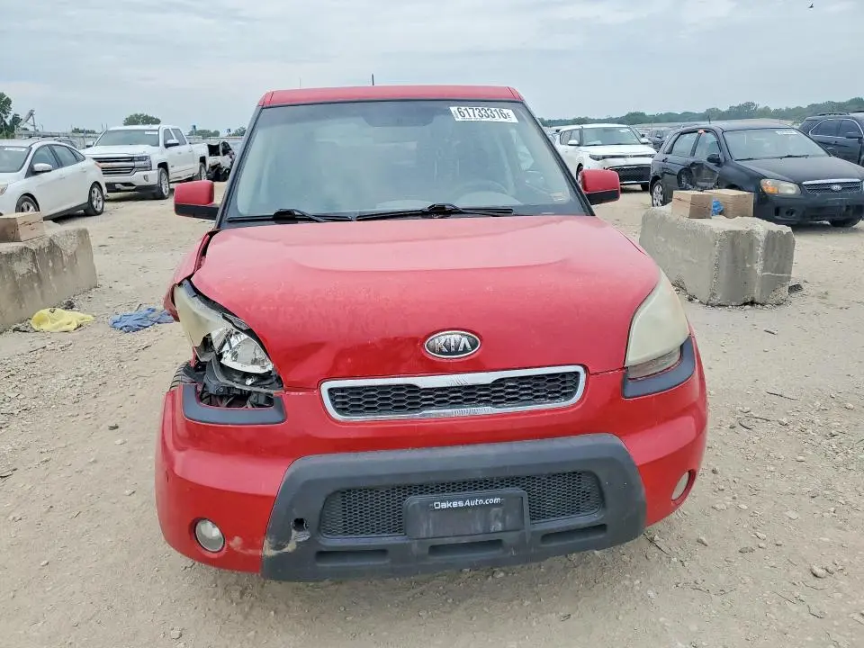 2011 KIA SOUL +  