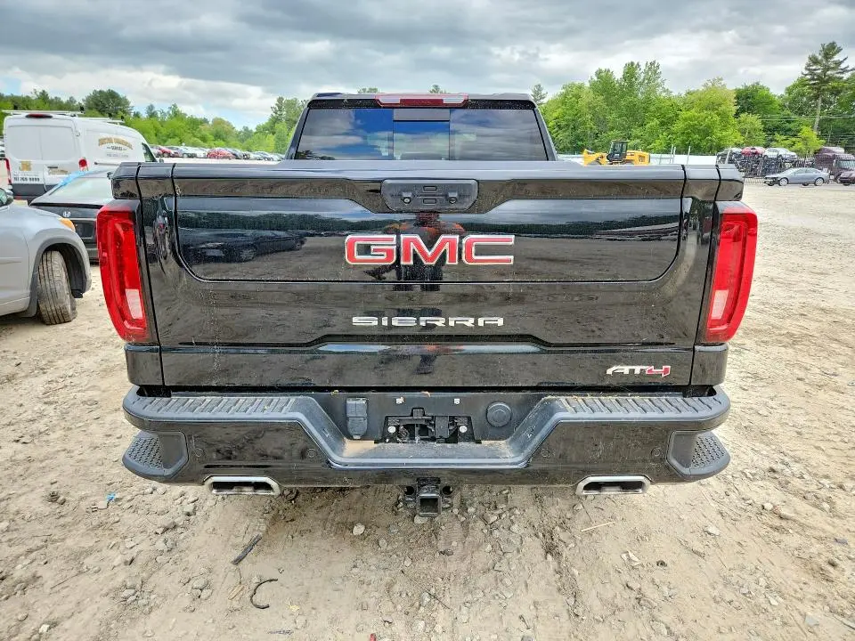 2022 GMC SIERRA K1500 AT4  