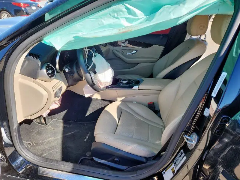 2019 MERCEDES-BENZ C 300  