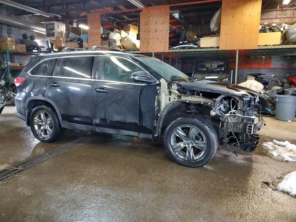 2017 TOYOTA HIGHLANDER LIMITED  