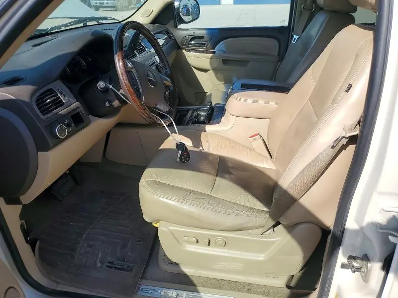 2011 GMC YUKON XL DENALI  