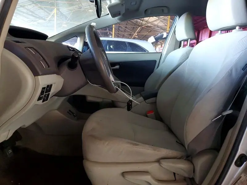 2010 TOYOTA PRIUS III  