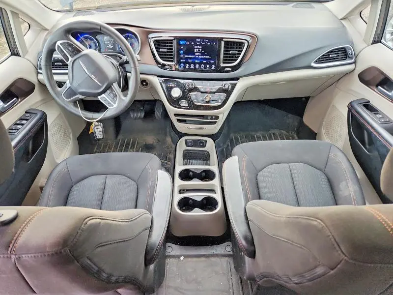 2017 CHRYSLER PACIFICA TOURING  