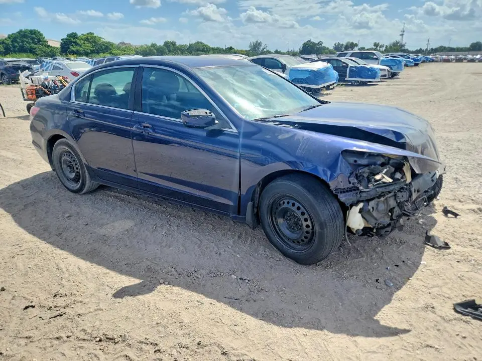 2011 HONDA ACCORD LX  