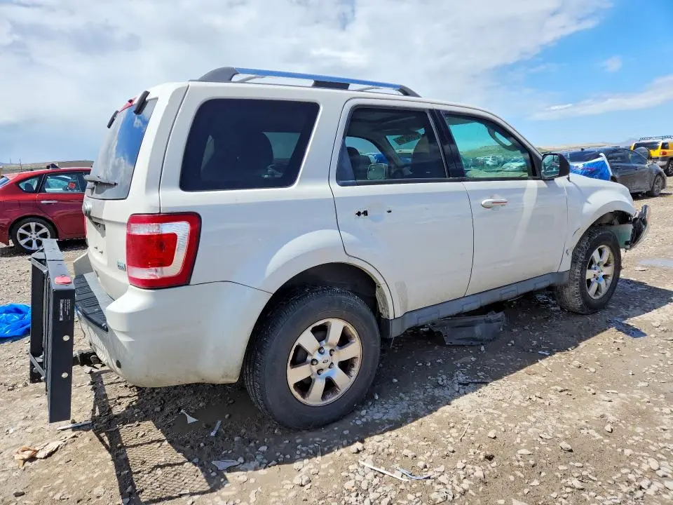 2011 FORD ESCAPE LIMITED  
