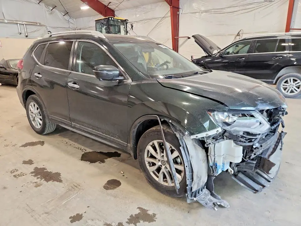 2018 NISSAN ROGUE SV  