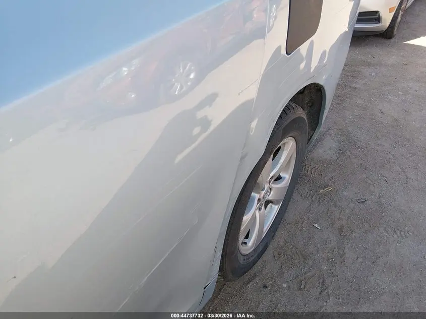 2015 TOYOTA SIENNA LE 8 PASSENGER